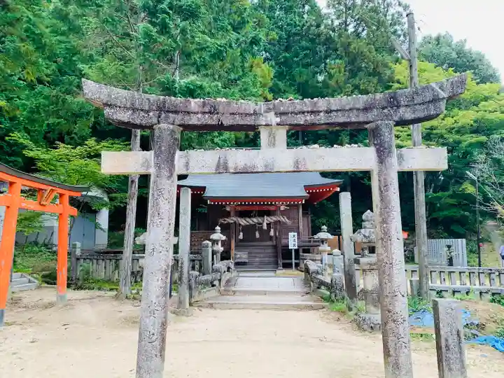 府中八幡神社の鳥居