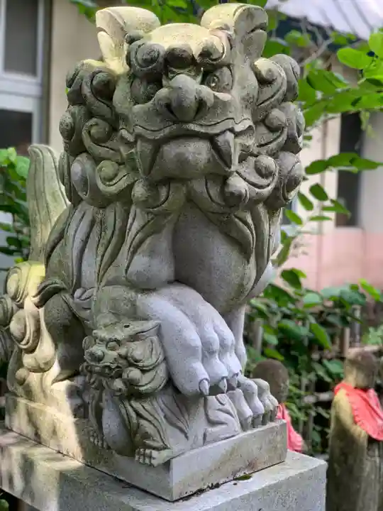 建明寺の狛犬