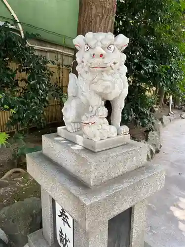 銀杏岡八幡神社の狛犬