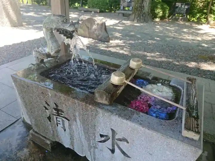 白髭神社の手水舎