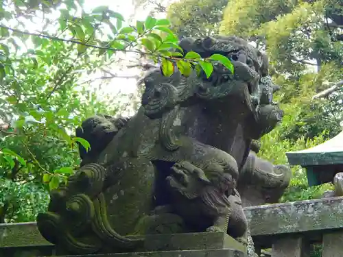 忍　諏訪神社・東照宮　の狛犬