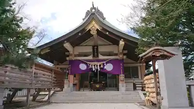 彌彦神社　(伊夜日子神社)の本殿・本堂