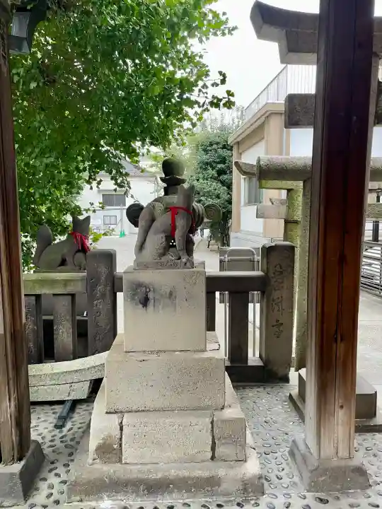 被官稲荷神社(東京都)