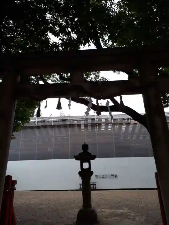 休ヶ岡八幡宮(薬師寺境内社)の鳥居