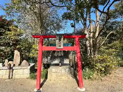 比佐豆知神社の{uncategorized: "未分類", other: "その他", undefined: "問題あり", building: "その他建物", grave: "お墓", sacred_gate: "鳥居", guardian: "狛犬", statue: "像", buddha: "仏像", history: "歴史", nature: "自然", garden: "庭園", animal: "動物", pagoda: "塔", temizu: "手水舎", mountain_gate: "山門・神門", sanctuary: "本殿・本堂", subordinate: "末社・摂社", art: "芸術", scenery: "景色", jizo: "地蔵", ema: "絵馬", goshuin: "御朱印", omikuji: "おみくじ", items: "授与品その他", amulet: "お守り", goshuincho: "御朱印帳", eats: "食事", festival: "お祭り", votive_dance: "神楽", shichigosan: "七五三参", wedding: "結婚式", experience: "体験その他", initially: "初詣", around: "周辺", anti_infection: "感染症対策"}
