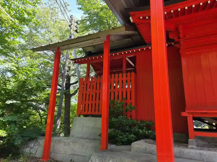 宝徳山稲荷大社(新潟県)