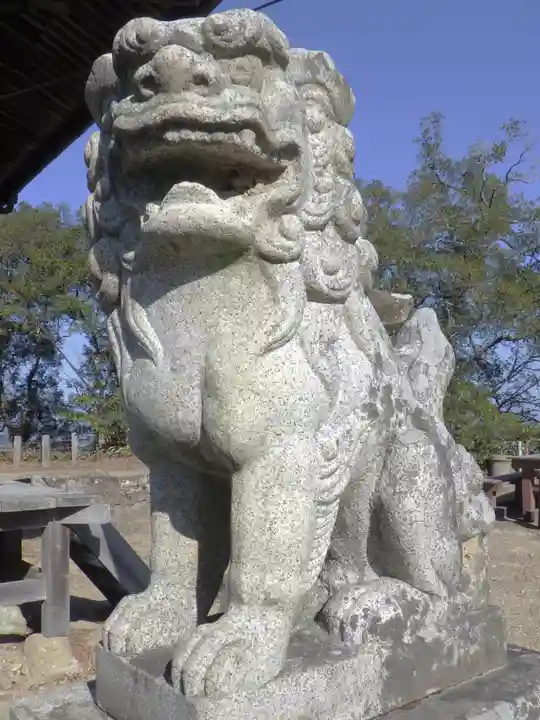 小笠神社の狛犬