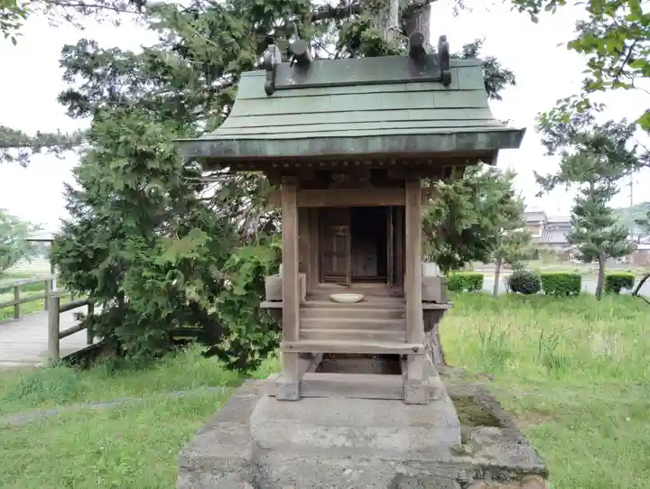 祠(清水宗治公供養塔)(岡山県)