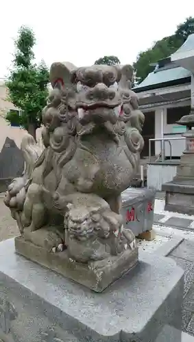 糸縄神社の狛犬