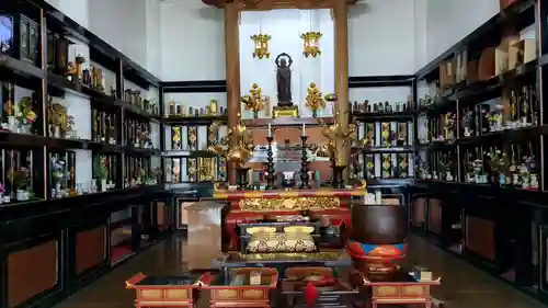 高野寺の本殿・本堂