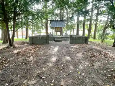 八柱神社 (上村)の{uncategorized: "未分類", other: "その他", undefined: "問題あり", building: "その他建物", grave: "お墓", sacred_gate: "鳥居", guardian: "狛犬", statue: "像", buddha: "仏像", history: "歴史", nature: "自然", garden: "庭園", animal: "動物", pagoda: "塔", temizu: "手水舎", mountain_gate: "山門・神門", sanctuary: "本殿・本堂", subordinate: "末社・摂社", art: "芸術", scenery: "景色", jizo: "地蔵", ema: "絵馬", goshuin: "御朱印", omikuji: "おみくじ", items: "授与品その他", amulet: "お守り", goshuincho: "御朱印帳", eats: "食事", festival: "お祭り", votive_dance: "神楽", shichigosan: "七五三参", wedding: "結婚式", experience: "体験その他", initially: "初詣", around: "周辺", anti_infection: "感染症対策"}