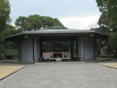 千鳥ヶ淵戦没者墓苑(東京都)