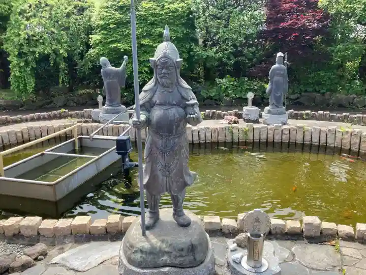 醫王寺の{uncategorized: "未分類", other: "その他", undefined: "問題あり", building: "その他建物", grave: "お墓", sacred_gate: "鳥居", guardian: "狛犬", statue: "像", buddha: "仏像", history: "歴史", nature: "自然", garden: "庭園", animal: "動物", pagoda: "塔", temizu: "手水舎", mountain_gate: "山門・神門", sanctuary: "本殿・本堂", subordinate: "末社・摂社", art: "芸術", scenery: "景色", jizo: "地蔵", ema: "絵馬", goshuin: "御朱印", omikuji: "おみくじ", items: "授与品その他", amulet: "お守り", goshuincho: "御朱印帳", eats: "食事", festival: "お祭り", votive_dance: "神楽", shichigosan: "七五三参", wedding: "結婚式", experience: "体験その他", initially: "初詣", around: "周辺", anti_infection: "感染症対策"}