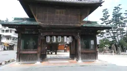 大願寺の山門・神門