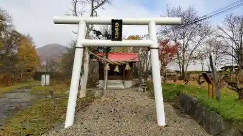 水神龍王神社の鳥居