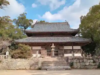 観世音寺の本殿・本堂