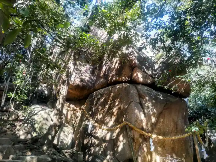 越木岩神社(兵庫県)