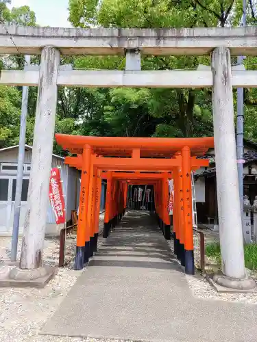 生玉稲荷神社の鳥居