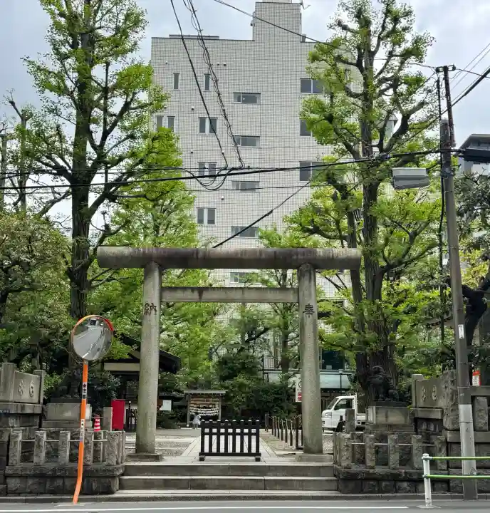 蔵前神社の{uncategorized: "未分類", other: "その他", undefined: "問題あり", building: "その他建物", grave: "お墓", sacred_gate: "鳥居", guardian: "狛犬", statue: "像", buddha: "仏像", history: "歴史", nature: "自然", garden: "庭園", animal: "動物", pagoda: "塔", temizu: "手水舎", mountain_gate: "山門・神門", sanctuary: "本殿・本堂", subordinate: "末社・摂社", art: "芸術", scenery: "景色", jizo: "地蔵", ema: "絵馬", goshuin: "御朱印", omikuji: "おみくじ", items: "授与品その他", amulet: "お守り", goshuincho: "御朱印帳", eats: "食事", festival: "お祭り", votive_dance: "神楽", shichigosan: "七五三参", wedding: "結婚式", experience: "体験その他", initially: "初詣", around: "周辺", anti_infection: "感染症対策"}
