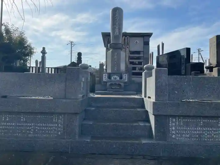 伝法寺の{uncategorized: "未分類", other: "その他", undefined: "問題あり", building: "その他建物", grave: "お墓", sacred_gate: "鳥居", guardian: "狛犬", statue: "像", buddha: "仏像", history: "歴史", nature: "自然", garden: "庭園", animal: "動物", pagoda: "塔", temizu: "手水舎", mountain_gate: "山門・神門", sanctuary: "本殿・本堂", subordinate: "末社・摂社", art: "芸術", scenery: "景色", jizo: "地蔵", ema: "絵馬", goshuin: "御朱印", omikuji: "おみくじ", items: "授与品その他", amulet: "お守り", goshuincho: "御朱印帳", eats: "食事", festival: "お祭り", votive_dance: "神楽", shichigosan: "七五三参", wedding: "結婚式", experience: "体験その他", initially: "初詣", around: "周辺", anti_infection: "感染症対策"}