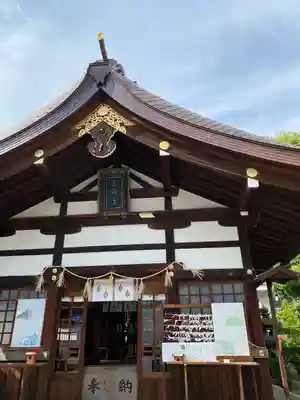三輪神社の本殿・本堂