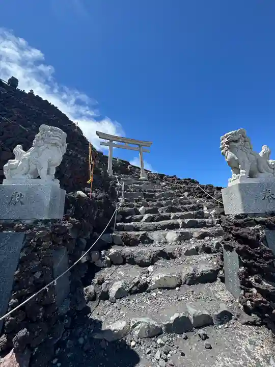 富士山頂上久須志神社(静岡県)