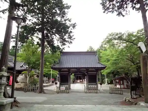 冨士御室浅間神社の山門