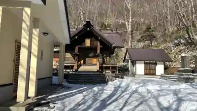 湯澤神社の本殿・本堂