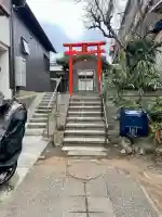 濱町稲荷の{uncategorized: "未分類", other: "その他", undefined: "問題あり", building: "その他建物", grave: "お墓", sacred_gate: "鳥居", guardian: "狛犬", statue: "像", buddha: "仏像", history: "歴史", nature: "自然", garden: "庭園", animal: "動物", pagoda: "塔", temizu: "手水舎", mountain_gate: "山門・神門", sanctuary: "本殿・本堂", subordinate: "末社・摂社", art: "芸術", scenery: "景色", jizo: "地蔵", ema: "絵馬", goshuin: "御朱印", omikuji: "おみくじ", items: "授与品その他", amulet: "お守り", goshuincho: "御朱印帳", eats: "食事", festival: "お祭り", votive_dance: "神楽", shichigosan: "七五三参", wedding: "結婚式", experience: "体験その他", initially: "初詣", around: "周辺", anti_infection: "感染症対策"}