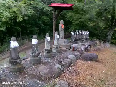 音楽寺の{uncategorized: "未分類", other: "その他", undefined: "問題あり", building: "その他建物", grave: "お墓", sacred_gate: "鳥居", guardian: "狛犬", statue: "像", buddha: "仏像", history: "歴史", nature: "自然", garden: "庭園", animal: "動物", pagoda: "塔", temizu: "手水舎", mountain_gate: "山門・神門", sanctuary: "本殿・本堂", subordinate: "末社・摂社", art: "芸術", scenery: "景色", jizo: "地蔵", ema: "絵馬", goshuin: "御朱印", omikuji: "おみくじ", items: "授与品その他", amulet: "お守り", goshuincho: "御朱印帳", eats: "食事", festival: "お祭り", votive_dance: "神楽", shichigosan: "七五三参", wedding: "結婚式", experience: "体験その他", initially: "初詣", around: "周辺", anti_infection: "感染症対策"}