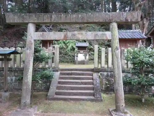 弘仁寺の鳥居