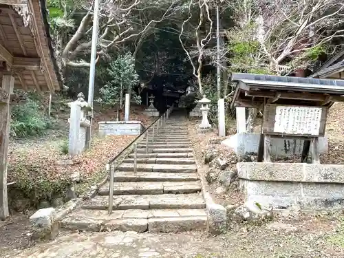 高倉神社の建物その他