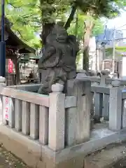 鬼子母神堂　(法明寺）の像