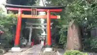馬橋稲荷神社の鳥居