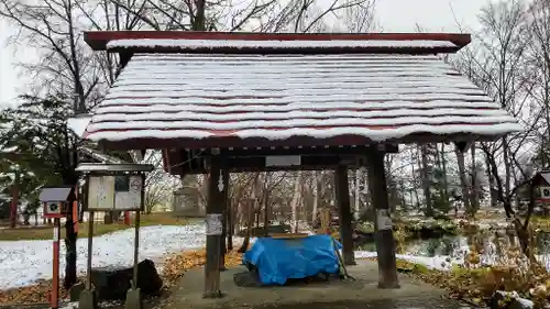 永山神社の手水