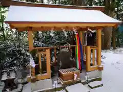 宇那禰神社の建物その他