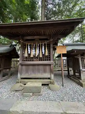 諏訪大社下社秋宮の末社・摂社