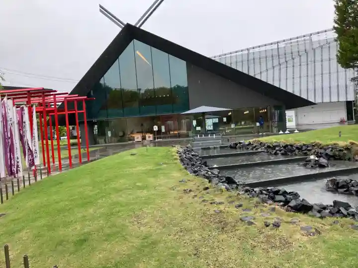 武蔵野坐令和神社の{uncategorized: "未分類", other: "その他", undefined: "問題あり", building: "その他建物", grave: "お墓", sacred_gate: "鳥居", guardian: "狛犬", statue: "像", buddha: "仏像", history: "歴史", nature: "自然", garden: "庭園", animal: "動物", pagoda: "塔", temizu: "手水舎", mountain_gate: "山門・神門", sanctuary: "本殿・本堂", subordinate: "末社・摂社", art: "芸術", scenery: "景色", jizo: "地蔵", ema: "絵馬", goshuin: "御朱印", omikuji: "おみくじ", items: "授与品その他", amulet: "お守り", goshuincho: "御朱印帳", eats: "食事", festival: "お祭り", votive_dance: "神楽", shichigosan: "七五三参", wedding: "結婚式", experience: "体験その他", initially: "初詣", around: "周辺", anti_infection: "感染症対策"}