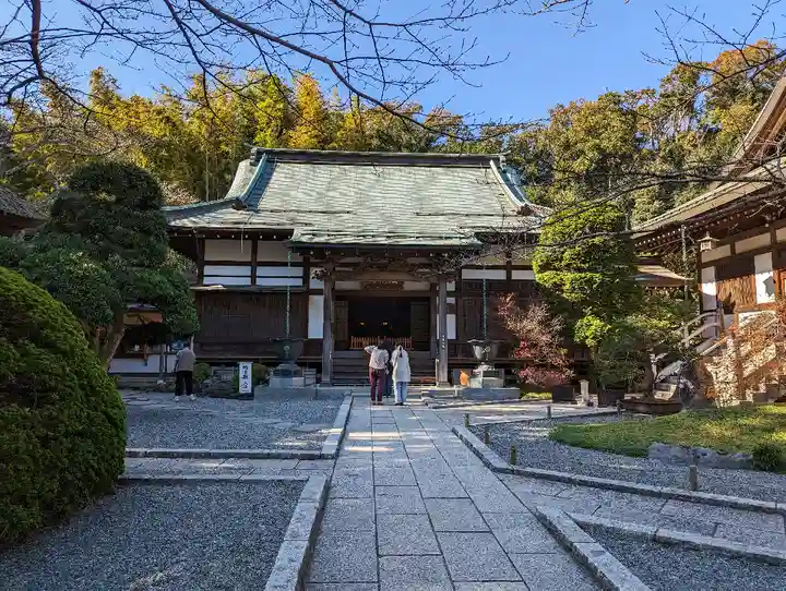 報国寺の本殿・本堂