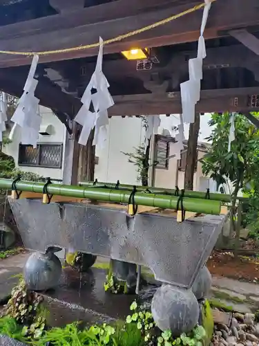 諏訪大社下社春宮の手水舎