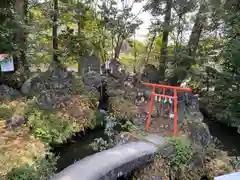 進雄神社の庭園