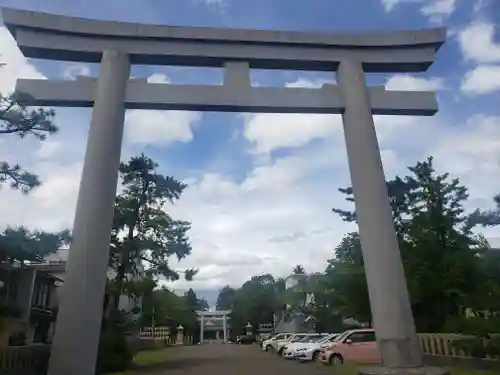 福井県護国神社の鳥居