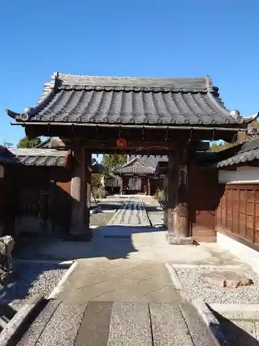 総持寺の山門