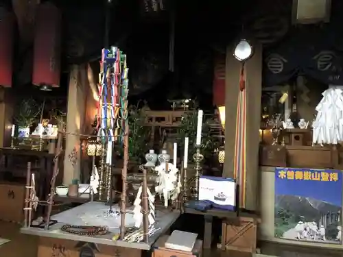 横浜御嶽神社の本殿・本堂