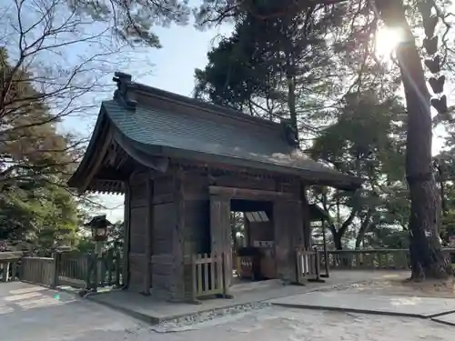 唐澤山神社の山門