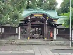 白金氷川神社の本殿