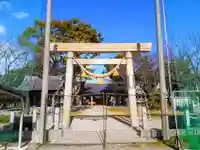 新川神社の鳥居