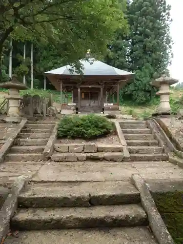 杉沢観音(山形県)