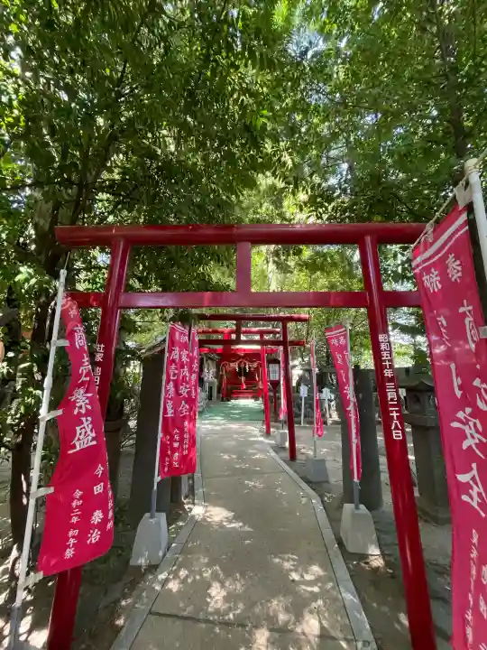 昊天稲荷神社の{uncategorized: "未分類", other: "その他", undefined: "問題あり", building: "その他建物", grave: "お墓", sacred_gate: "鳥居", guardian: "狛犬", statue: "像", buddha: "仏像", history: "歴史", nature: "自然", garden: "庭園", animal: "動物", pagoda: "塔", temizu: "手水舎", mountain_gate: "山門・神門", sanctuary: "本殿・本堂", subordinate: "末社・摂社", art: "芸術", scenery: "景色", jizo: "地蔵", ema: "絵馬", goshuin: "御朱印", omikuji: "おみくじ", items: "授与品その他", amulet: "お守り", goshuincho: "御朱印帳", eats: "食事", festival: "お祭り", votive_dance: "神楽", shichigosan: "七五三参", wedding: "結婚式", experience: "体験その他", initially: "初詣", around: "周辺", anti_infection: "感染症対策"}
