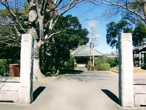 普門院の山門・神門